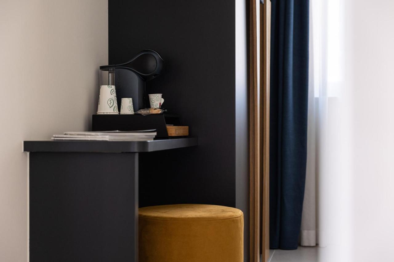 Torre Mola Suite Формія Екстер'єр фото