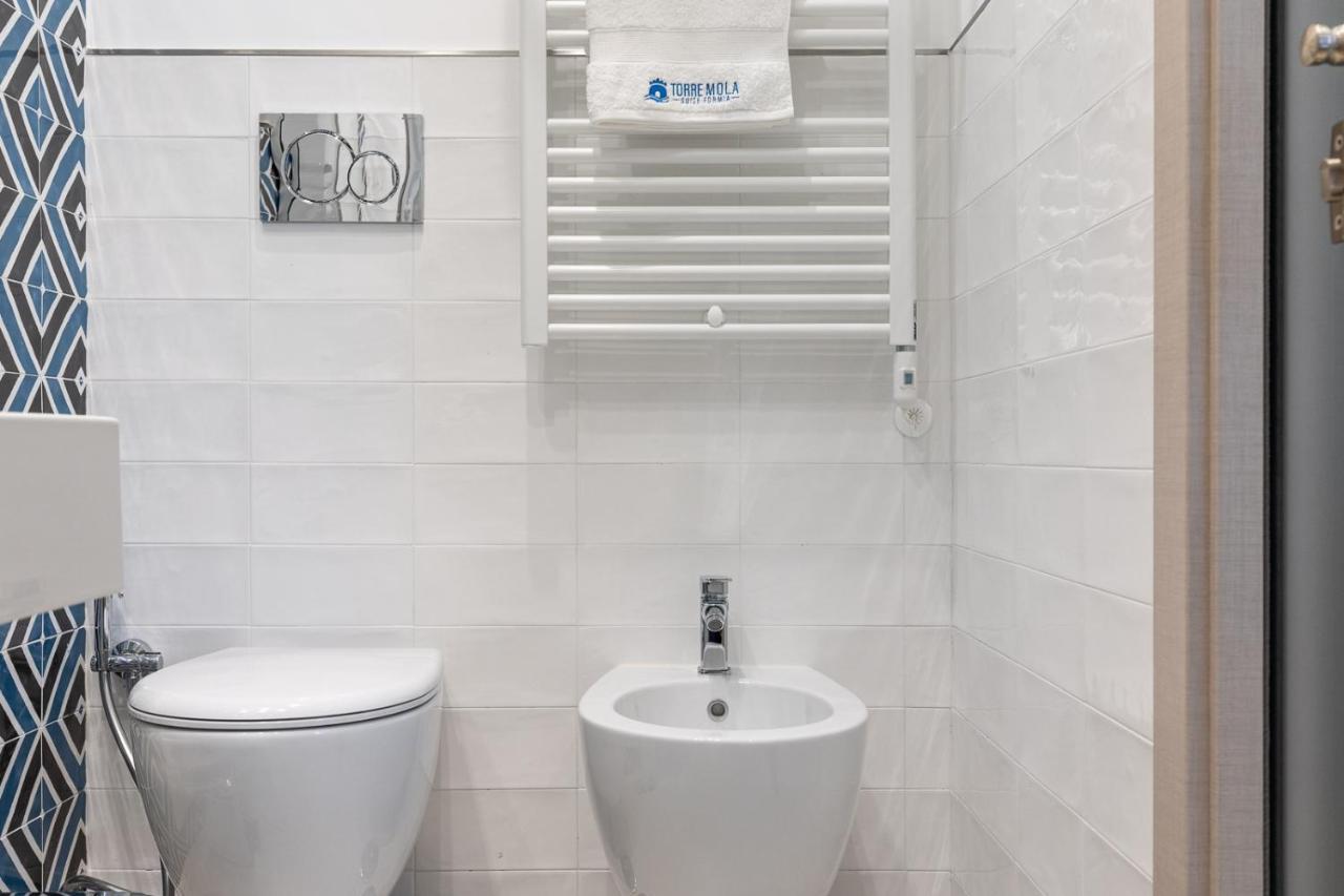 Torre Mola Suite Формія Екстер'єр фото