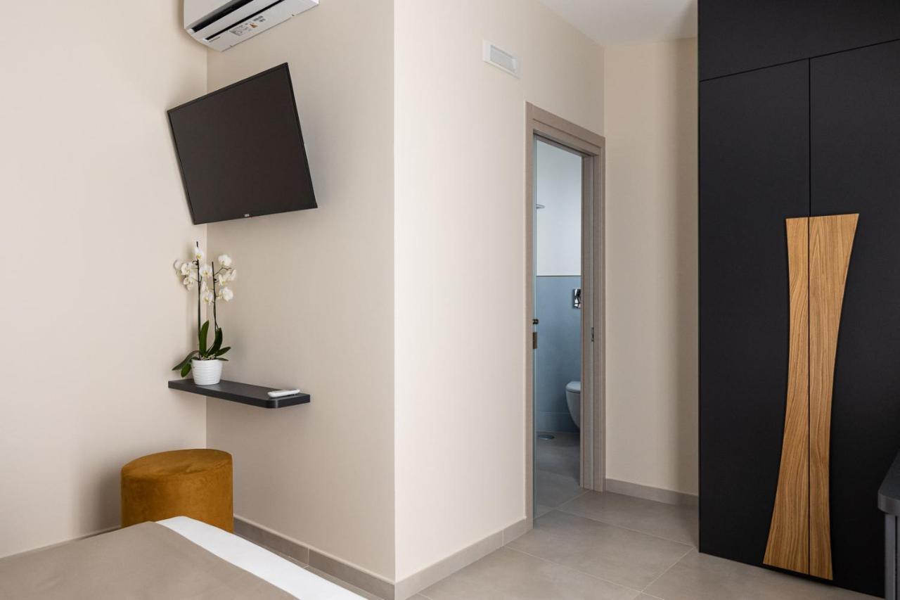 Torre Mola Suite Формія Екстер'єр фото