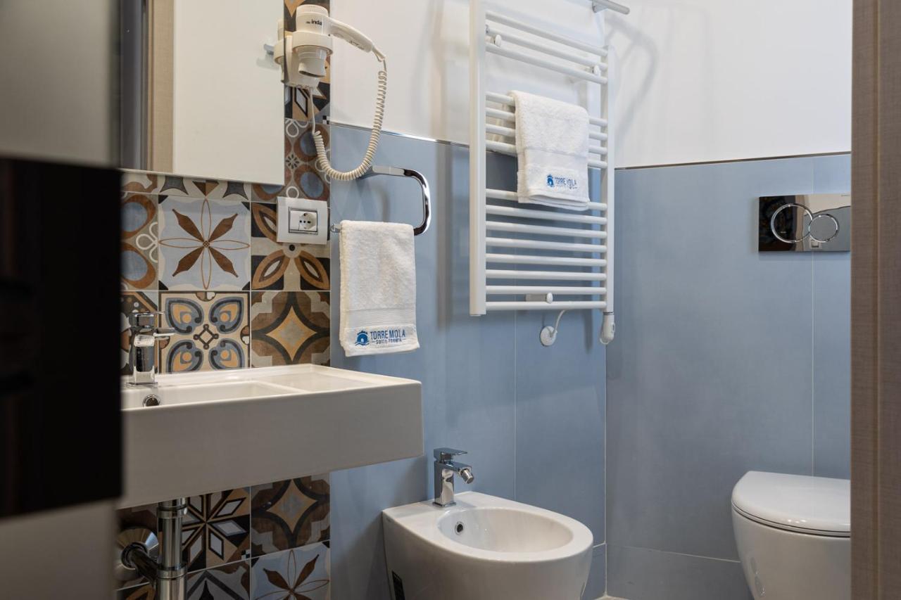 Torre Mola Suite Формія Екстер'єр фото